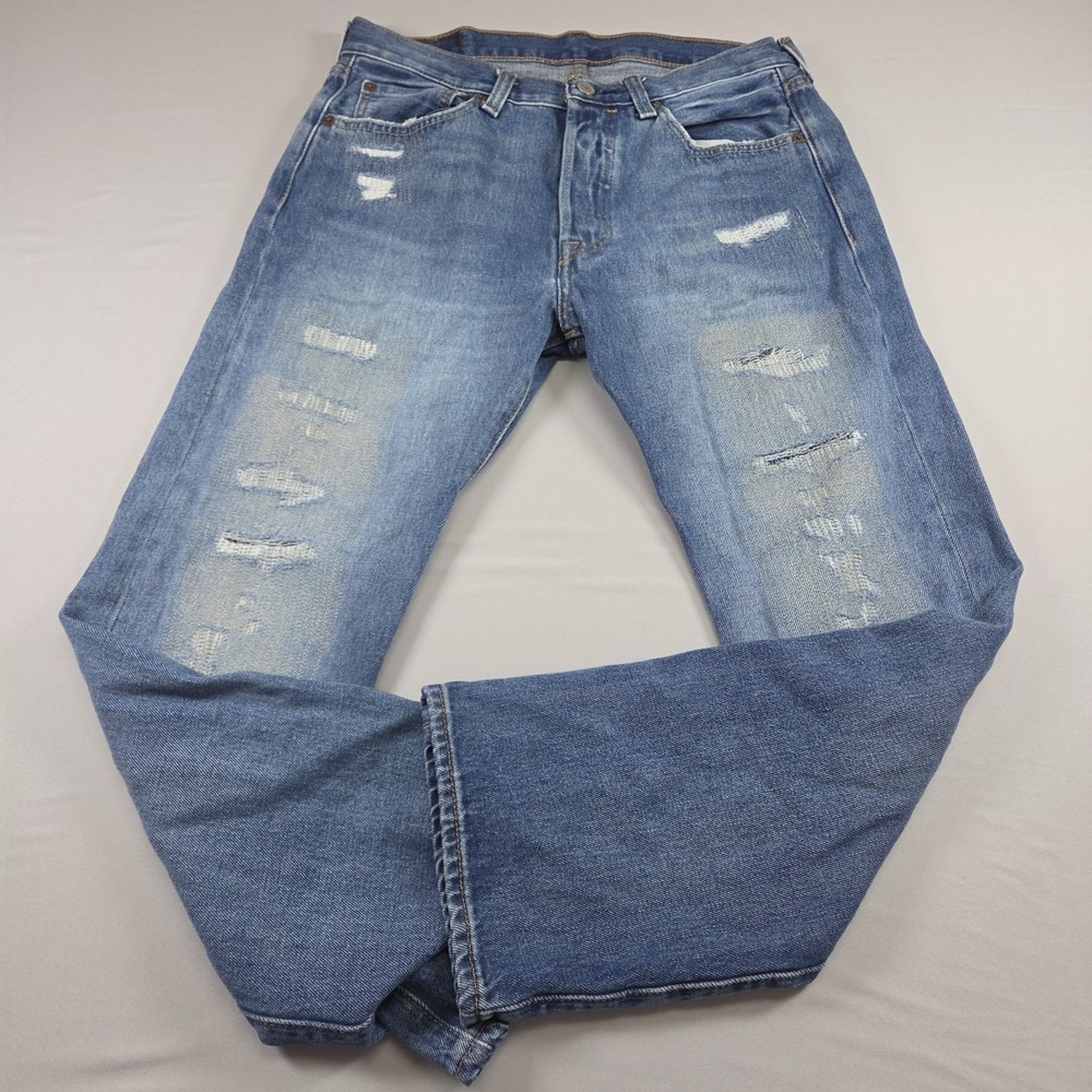 LEVIS 150th ANNIVERSARY 501 Original Fit Men's 32x30 Button Fly Jeans Distressed